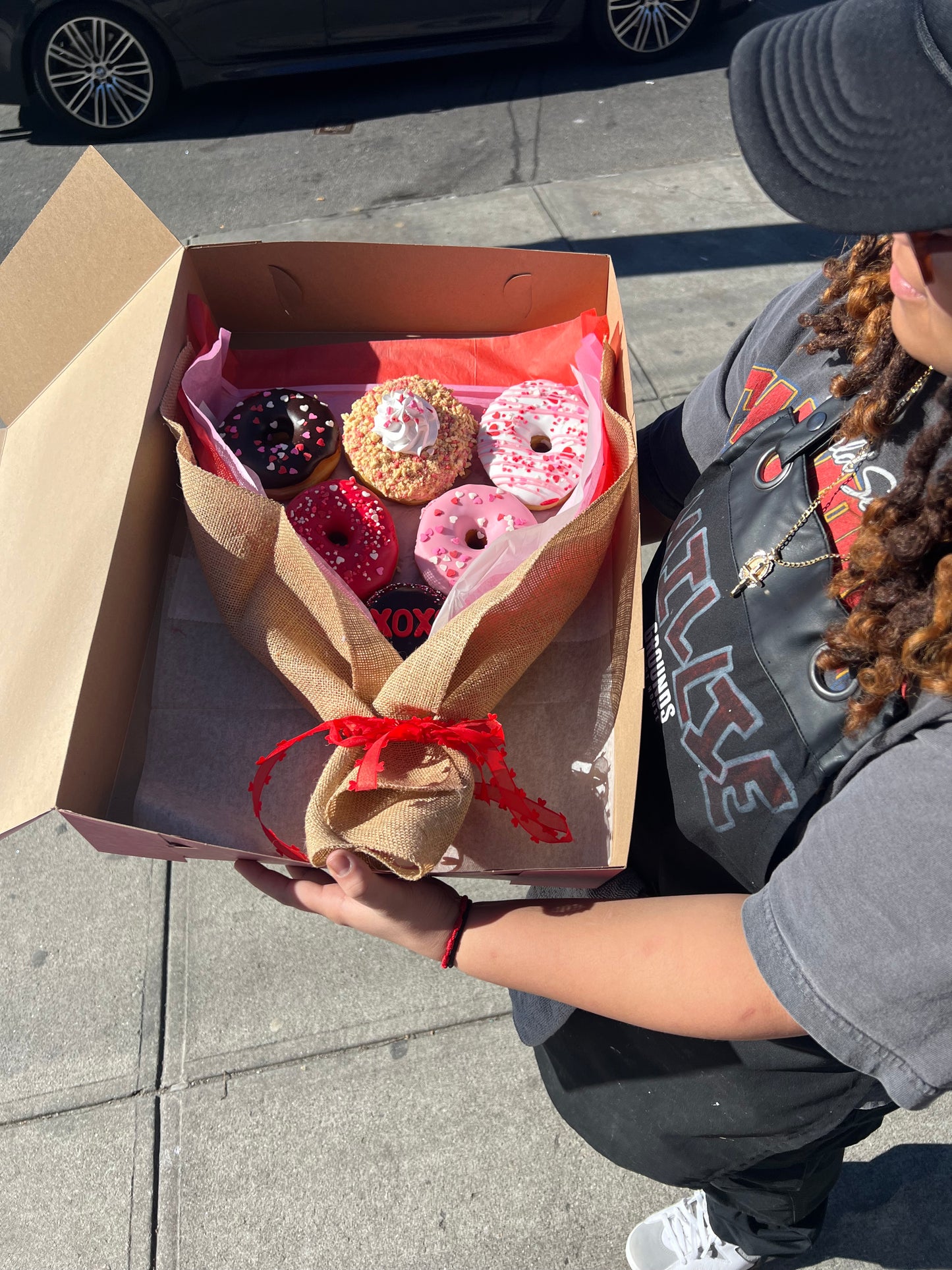 VALENTINES DAY PRE-ORDER DONUT BOUQUET