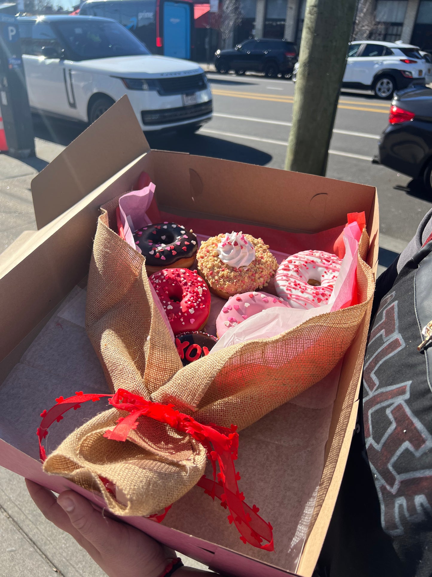 VALENTINES DAY PRE-ORDER DONUT BOUQUET